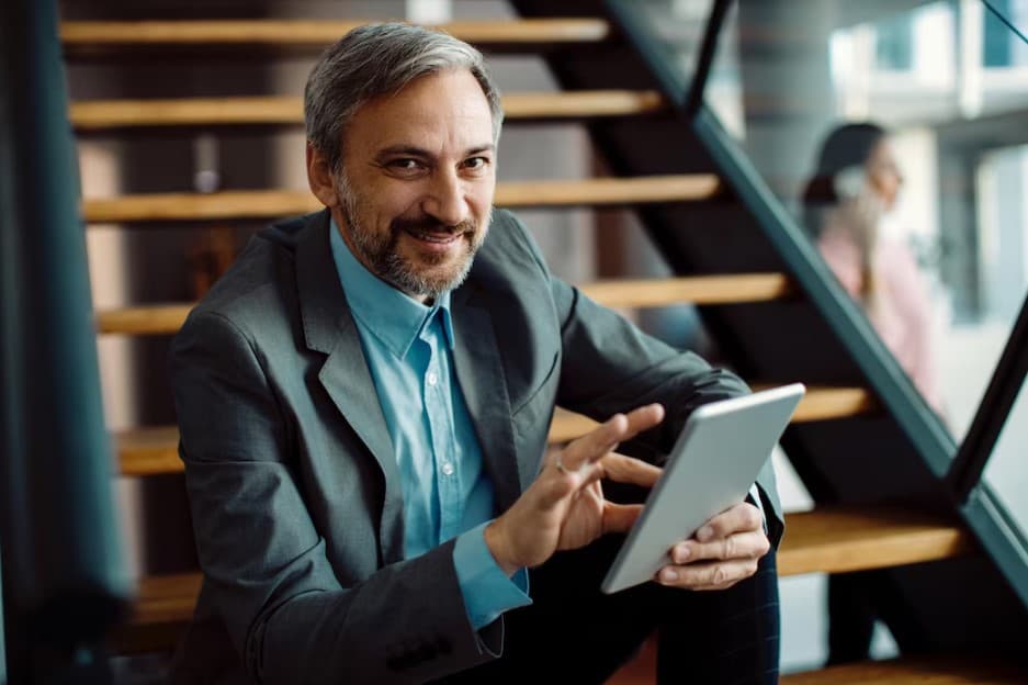 Gráficos e fluxos de automação impulsionados por inteligência artificial.